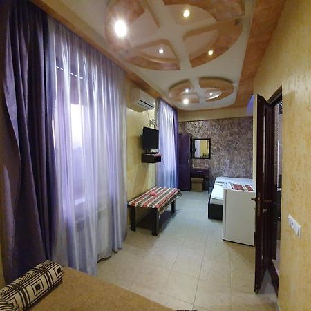 Planet Hotel Yerevan Bagian luar foto