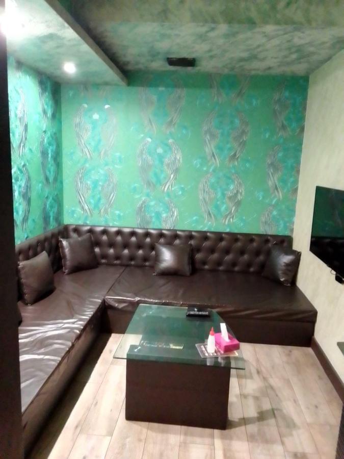 Planet Hotel Yerevan Bagian luar foto