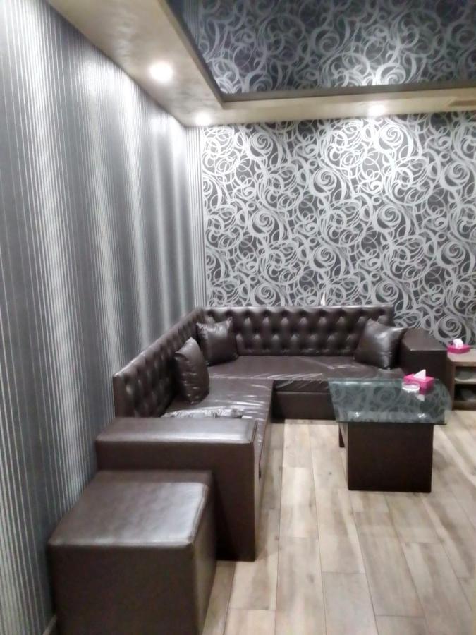 Planet Hotel Yerevan Bagian luar foto