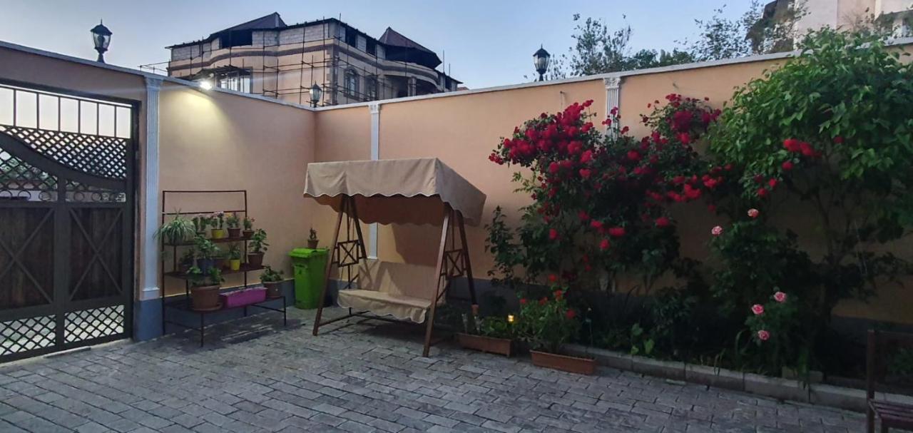 Planet Hotel Yerevan Bagian luar foto